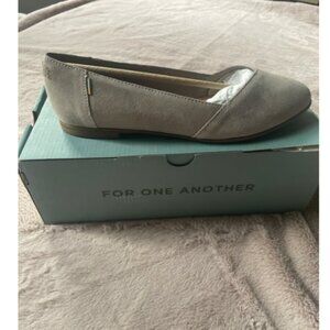 Toms Julie Desert Taupe Suede Point Flats Shoes - Size 8.5